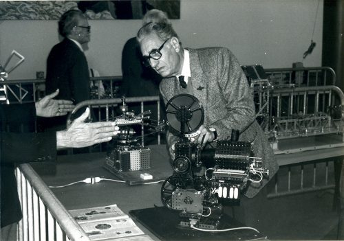 Projecteur de cinéma de Jean Bihn (CAM 058)