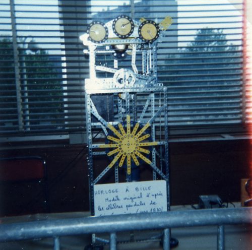 Horloge à billes