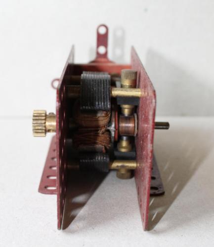 119- 4 volts 1930 Type 2