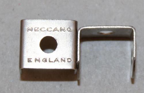 N°11-Meccano England extérieur-Nickelé