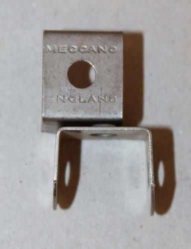 N°11-Meccano-England-exterieur-orientation-Nickele