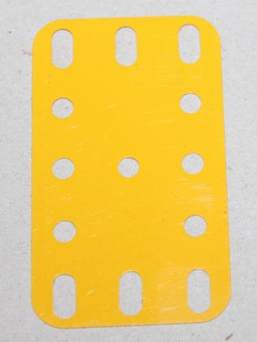 N°194-Sans marquage-Avec trou central-jaune