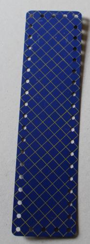 N°196-Petit Meccano bas côté croisillonné-Bleu croisillonné