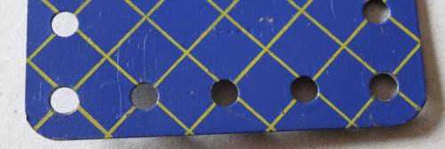 N°196-Petit Meccano bas côté croisillonné-Bleu croisillonné