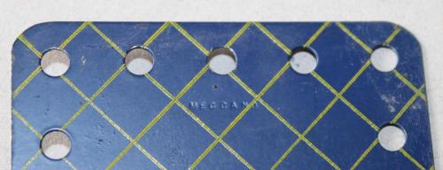 N°196-Petit Meccano haut-Bleu croisillonné