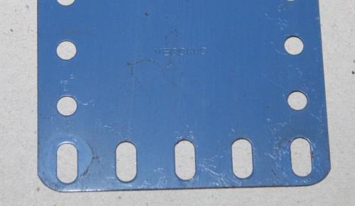 N°197-Meccano bas-bleu