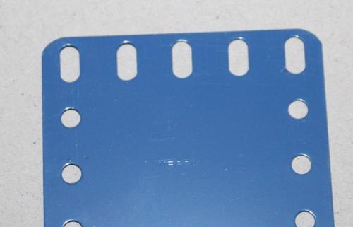 N°197-Meccano haut-bleu clair