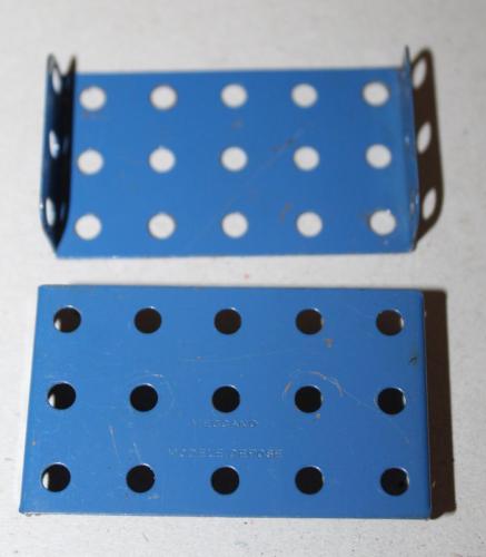 N°51-Meccano Modèle déposé bas-Bleu croisillonné