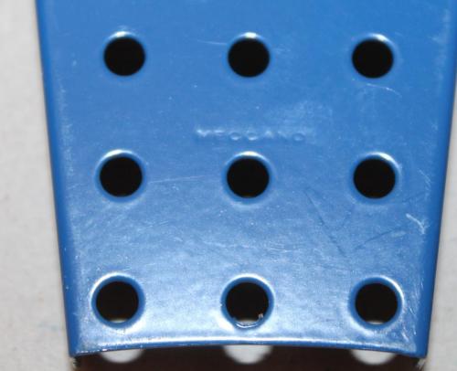 N°54-Meccano-Bleu époxy