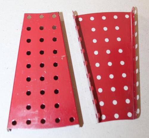 N°54-Meccano-Rouge-Liverpool-9 trous