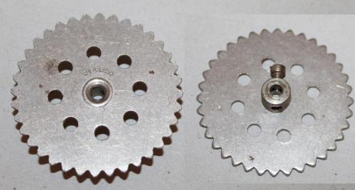 N°95-Meccano-Double taraudage-Petit moyeu-Nickelé