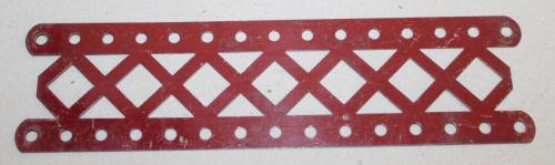 N°99b-Meccano-bords ouverts-rouge