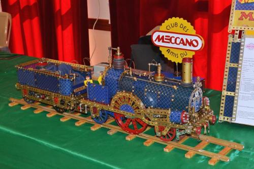 19- Presentee par Bernard la venerable locomotive a vapeur de type 111